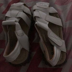 Kids sandals